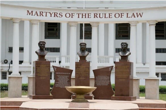 Supreme Court to decide whether High Court can hold criminal trials during legal vacation