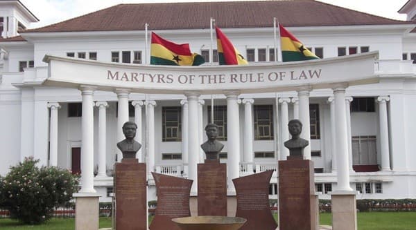 Supreme Court clears major criminal trials to continue during legal vacation