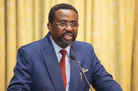 Ghana's foreign reserves fall by $1.2bn despite gold export boom