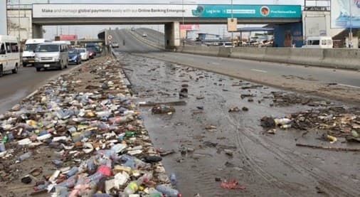 Gov't declares two national clean-up days in flood-hit regions
