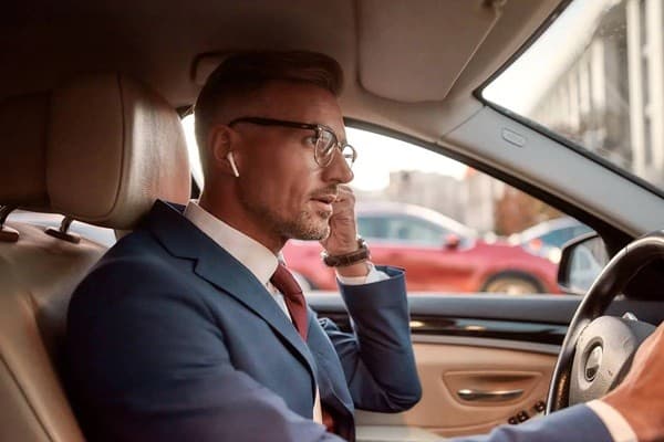   Can you really be arrested for wearing AirPods while driving in Ghana? Police explain