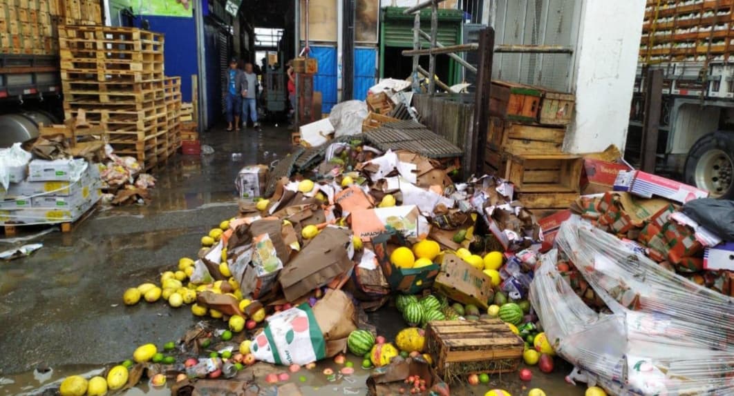 Ghanani floods: FDA warns against eating food recovered from floodwaters